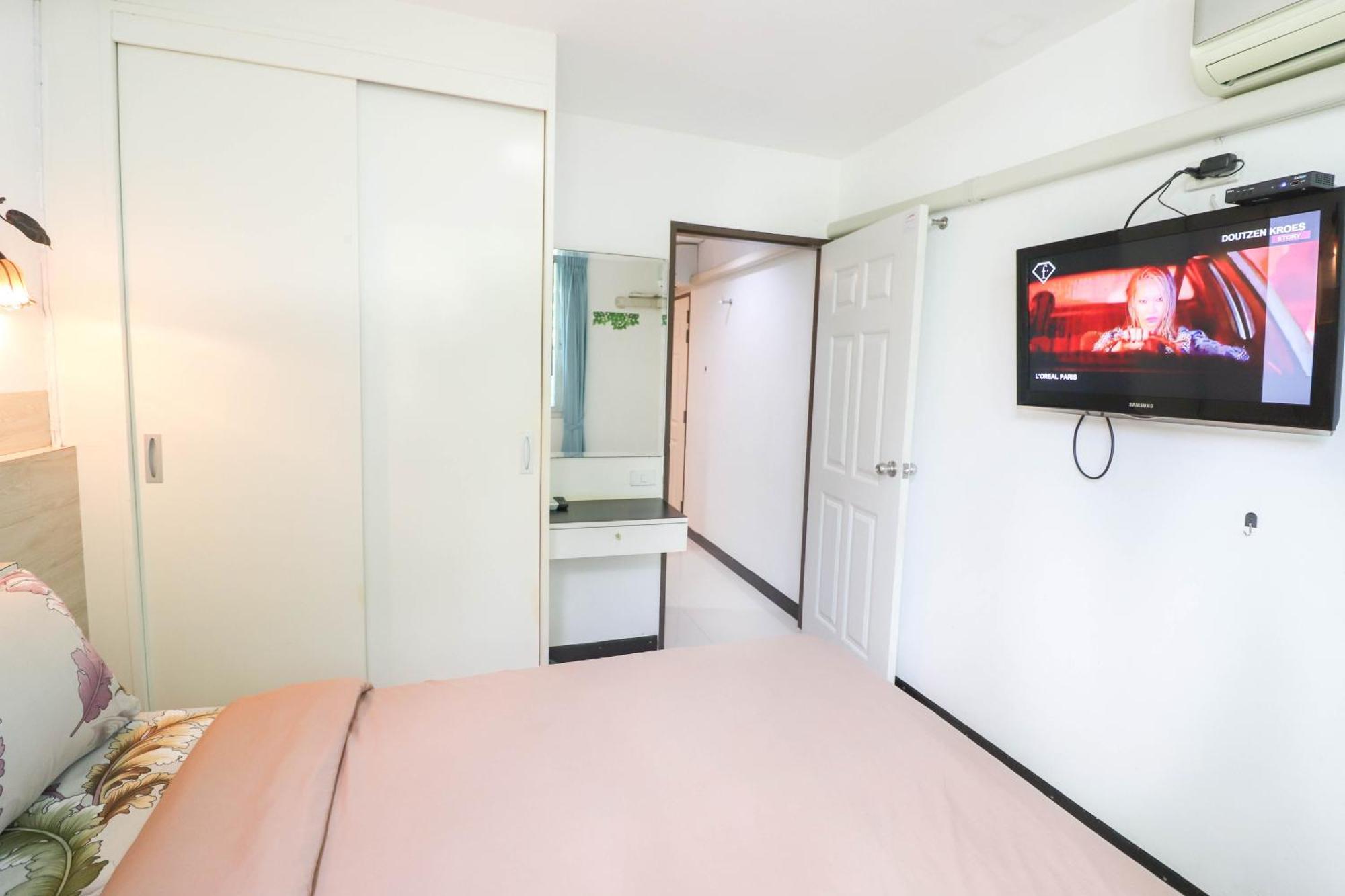 בנגקוק Baan Sabai Rama IV Apartment מראה חיצוני תמונה