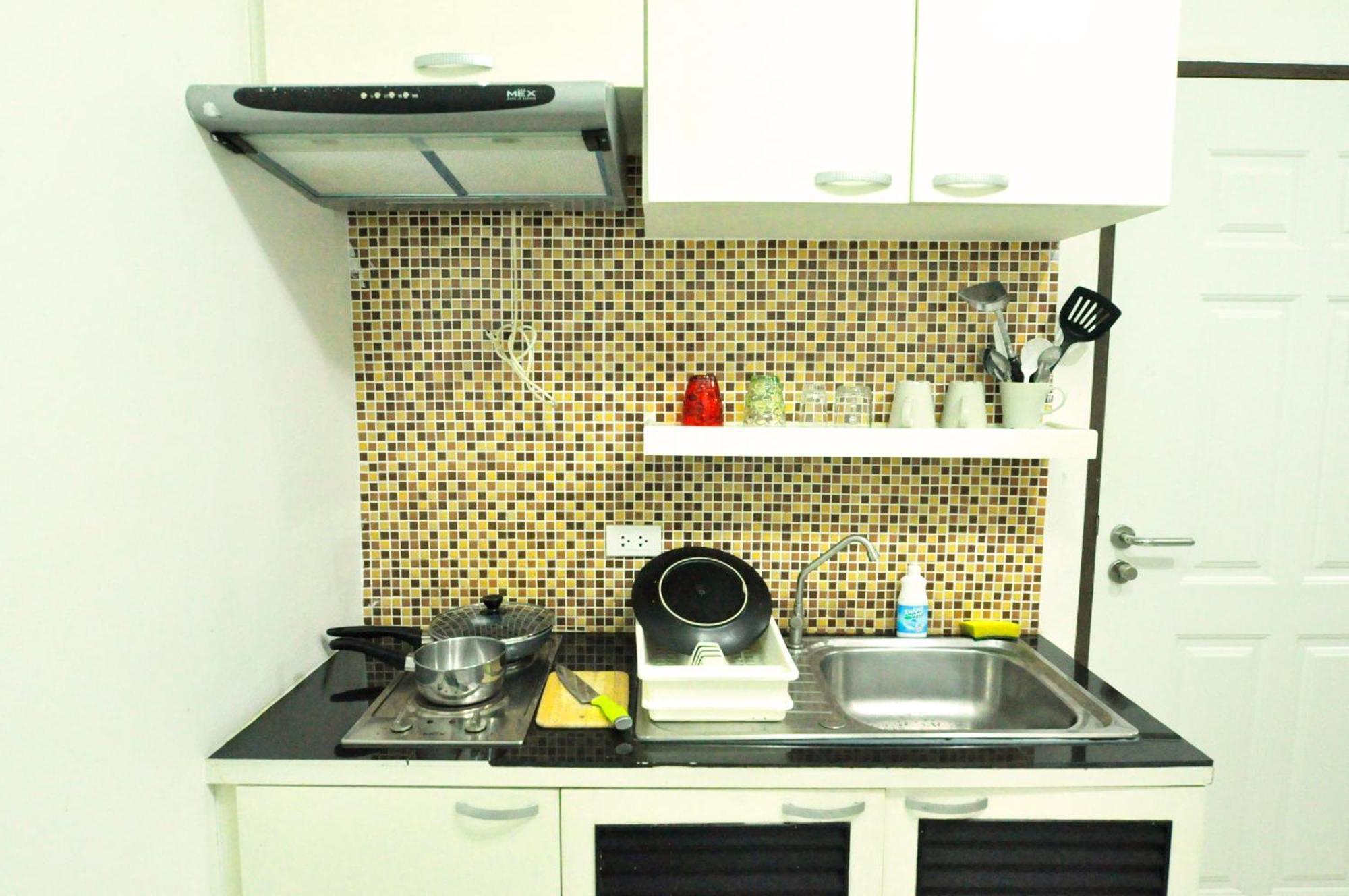 בנגקוק Baan Sabai Rama IV Apartment מראה חיצוני תמונה