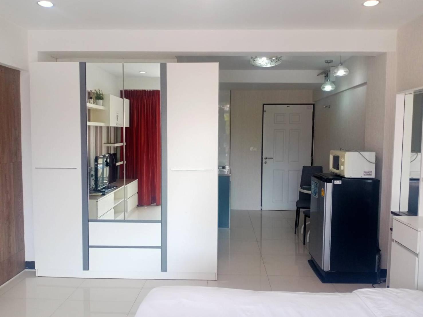 בנגקוק Baan Sabai Rama IV Apartment מראה חיצוני תמונה