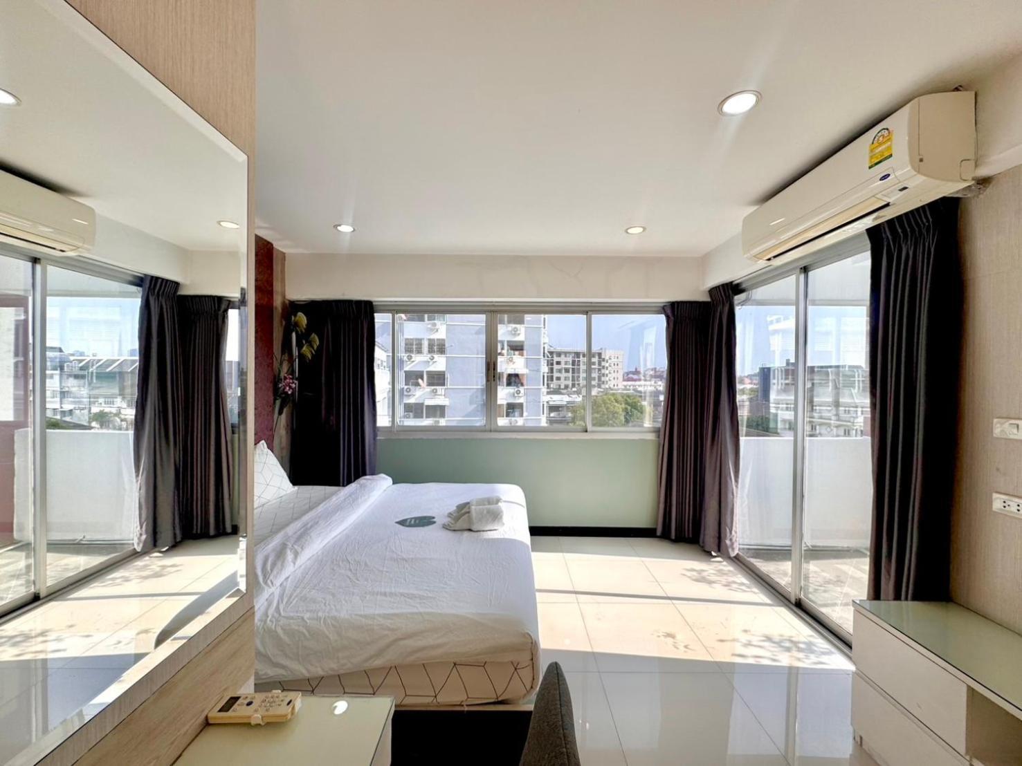 בנגקוק Baan Sabai Rama IV Apartment מראה חיצוני תמונה